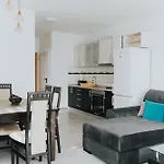 Apartment Leonarda *