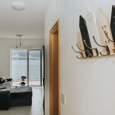 Leonarda Apartment *