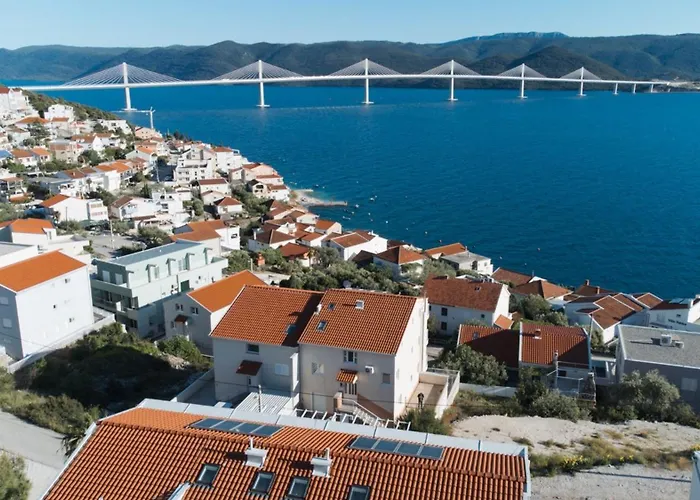 Leonarda Apartamento Komarna